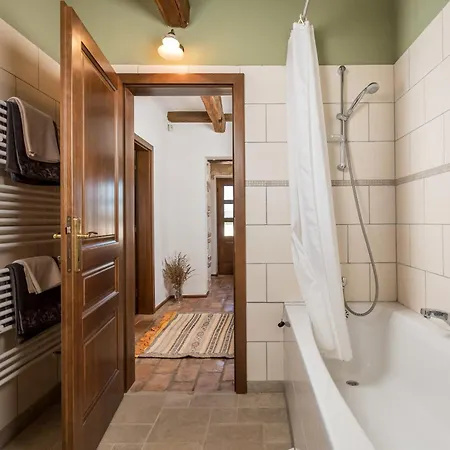 Authentic Retreat In Lush Rural Istria - Fabina فيلة Fabci