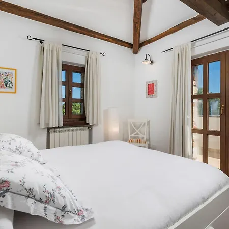 Authentic Retreat In Lush Rural Istria - Fabina فيلة *