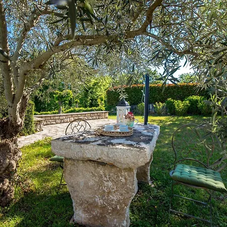 فيلة Authentic Retreat In Lush Rural Istria - Fabina *