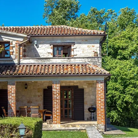 Authentic Retreat In Lush Rural Istria - Fabina